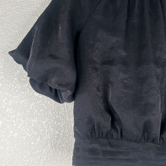 Express Black Casual Classic Round Neck Balloon Short Sleeve Top Size Small - Picture 2 of 6